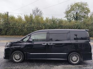 Toyota Voxy Hybrid Automatic 2016 !!! - Image 4