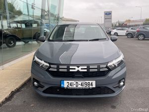 Dacia Sandero 1.0 Petrol Automatic - Image 4