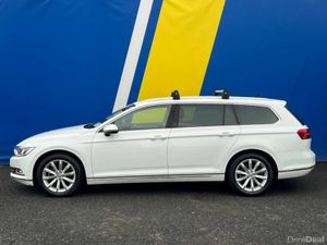 Volkswagen Passat ELEGANCE 2.0 TDI AUTO // SERVICE - Image 3