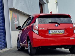 Toyota Aqua 2015 - Image 4