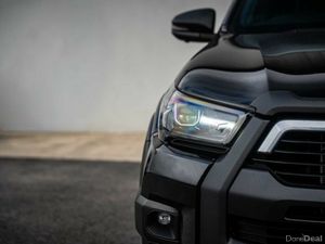 Toyota Hilux 2 8D4D INV X 201BHP D C - Image 3