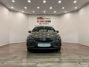 ✨ 2017 OPEL ASTRA SRI NAV 1.4i MANUAL ✨ High Spec - Image 3