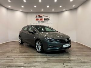 ✨ 2017 OPEL ASTRA SRI NAV 1.4i MANUAL ✨ High Spec - Image 2