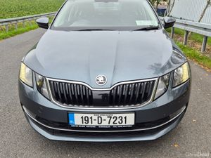 2019 Skoda Octavia  STYLE 1.6 TDI - Image 2