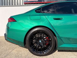 BMW M5 4.4 V8 Twin Turbo 2025 - Image 4