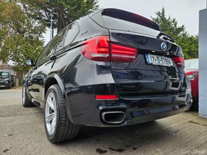 2017 BMW X5 M-SPORT X-DRIVE40E  PETROL PLUG IN - Image 4