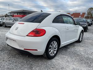 VOLKSWAGEN BEETLE 1.2 PETROL AUTOMATIC - Image 4