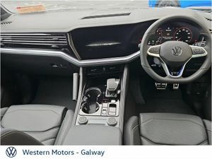 Volkswagen Touareg  R  eHybrid, Fully loaded, fact - Image 2