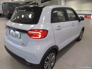 2025 LEAPMOTOR T-03 5DR - Image 4