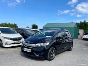 HONDA FIT 2014 /1.5, HYBRID/ - Image 4
