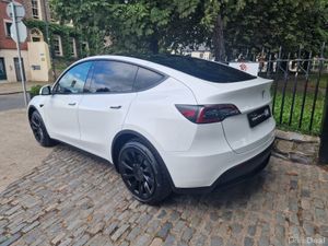 2024 (241) Tesla Model Y RWD - Image 2