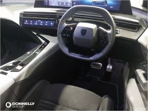 Peugeot 5008 E- Electric Estate GT - Image 4