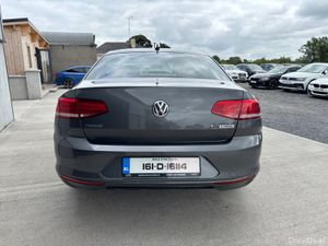 STUNNING 2016 VOLKSWAGEN PASSAT 1.6L 120BHP - Image 4