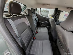 Dacia Sandero STEPWAY EXPRESSION TCE 90 NBI - Image 2