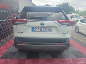 202 TOYOTA RAV4 AURA HYBRID NCT 3/2027 - Image 4