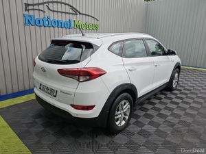 2016 Hyundai Tucson 1.7D Comfort - Image 3