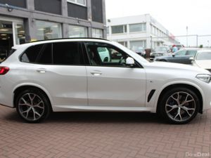 BMW X5 3.0D 35DM-SPORT PLUS 5DR ESTATE AUTOMATIC / - Image 3