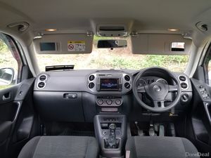 VW Tiguan 152 WARRANTY, Service history Bluemotion - Image 3