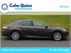 Toyota Camry 2.5 Hybrid Platinum *12 Months Warran - Image 3