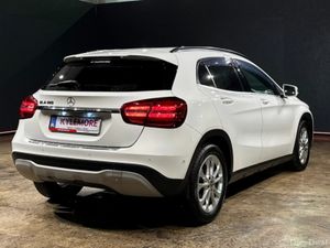 Mercedes-Benz GLA 1.6 AUTOMATIC - HALF BLACK LEATH - Image 4