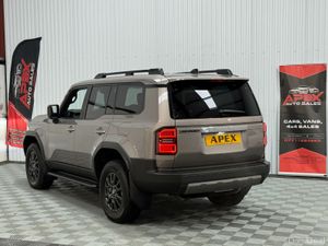 Toyota Land Cruiser 2.8 diesel 7 seater - Image 3