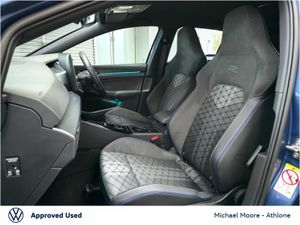 Volkswagen Golf GOLF R-LINE 1.5 TSI MHEV 150BHP - Image 4