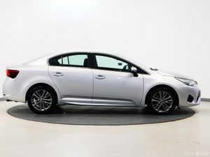 *113* 2017 Toyota Avensis 2.0 d4d business - Image 3