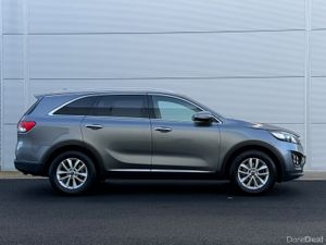 Kia Sorento Platinum *7 Seat - Image 3