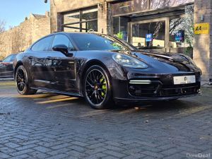 2023 PORSCHE PANAMERA 4 3.0 V6 E PLATINUM EDITION - Image 4