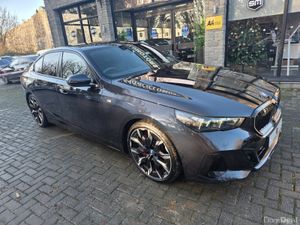 2024 BMW 550E M-SPORT PRO XDRIVE. - Image 2