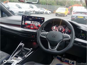 Volkswagen Golf Hatchback R-Line - Image 2