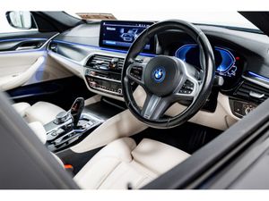 BMW 5-Series 530e 2.0 PHEV Auto 290HP - Image 2