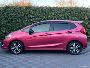 Honda Fit F-PACKAGE 1.5 HYBRID // REVERSE CAMERA / - Image 3