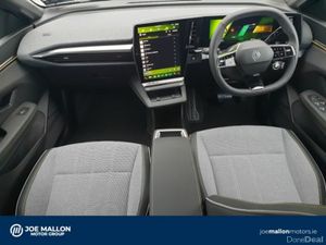 Renault Megane E-Tech Techno EV60 220hp - Image 4
