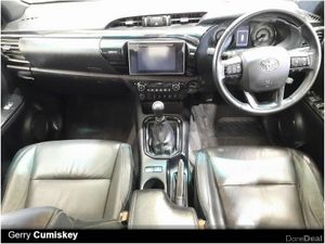 Toyota Hilux Invincible X D-4D - Image 2