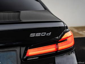 BMW 5-Series 520D XDRIVE M SPORT Pro - Image 4