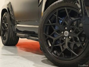 Land Rover Defender URBAN V8 CARPATHIAN EDITION #4 - Image 4