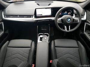 BMW iX1 iX1 eDrive20 M Sport - Image 4