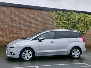 Peugeot 5008 FAMILY-STYLE 1.6 HDI 7 SEATER - Image 4