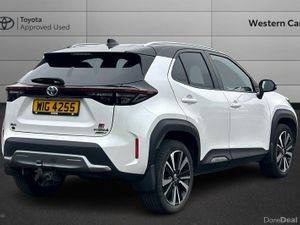 Toyota Yaris Cross 1.5 VVT-h Premiere Edition SUV - Image 2