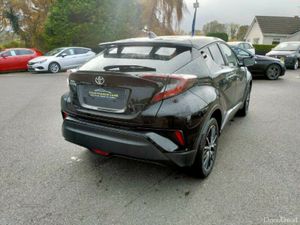 Toyota C-HR Excel - Image 4