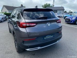 Vauxhall Grandland X SRi Nav - Image 4
