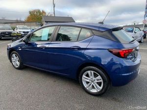 Vauxhall Astra Business Edition Nav - Image 3