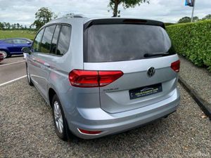 Volkswagen Touran SE Family - Image 3