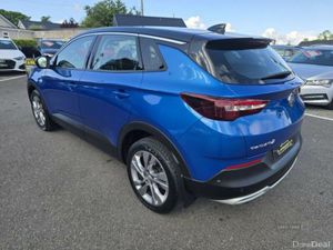 Vauxhall Grandland X Sport Nav - Image 3