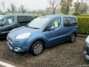 Peugeot Partner Tepee DIESEL ESTATE - Image 2