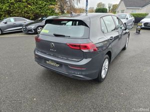 Volkswagen Golf Life - Image 4