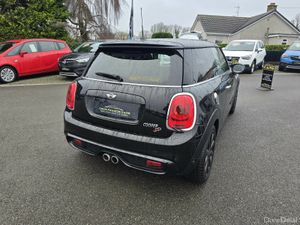 Mini Cooper SD Cooper S - Image 4