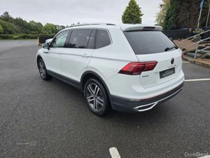 Volkswagen Tiguan Allspace Elegance - Image 3