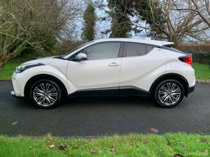 Toyota C-HR 2022 SOL ** One Owner ** - Image 4